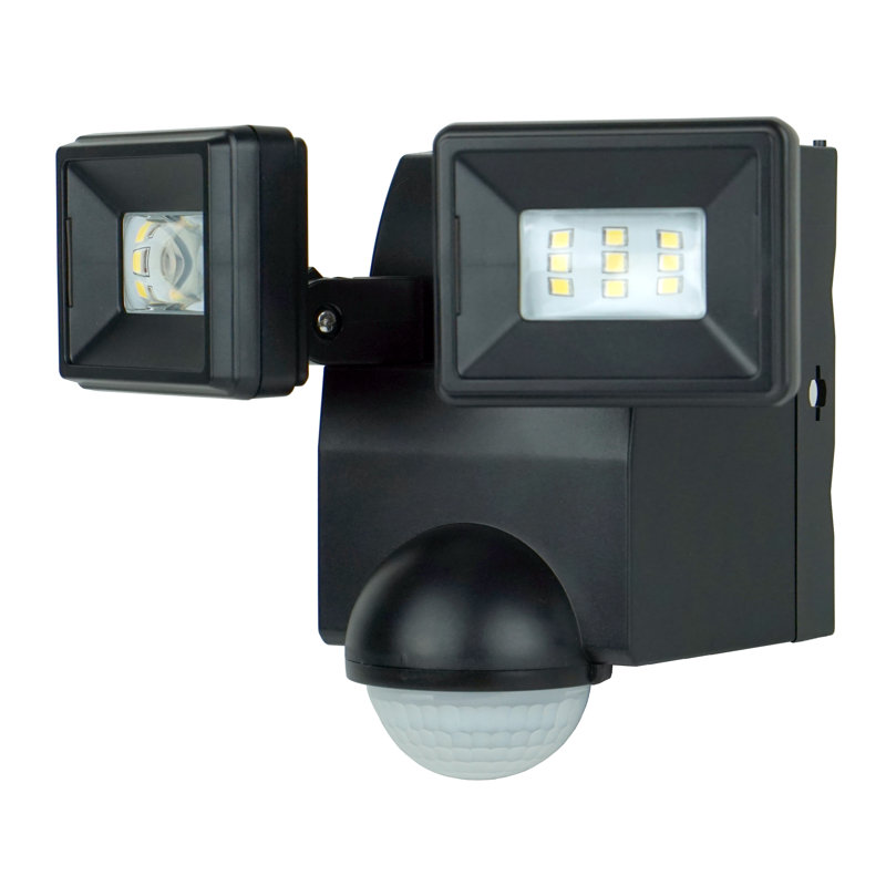 Dusk To Dawn Flood Lights Security Lights The Home Depot